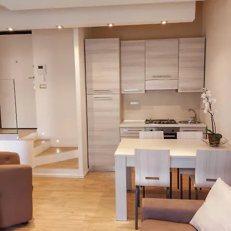 La Ginestra C&b House カステル・ディ・サングロ